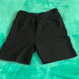 Women's Black Shorts L